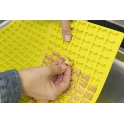 TRIXIE Mata do pieczenia przekąsek w kości 38 x 28 cm