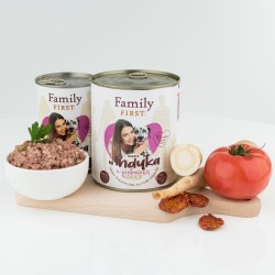 FAMILY FIRST Puszka dla psa Bogata w indyka z pietruszką 400g