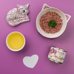 FAMILY FIRST Puszka dla kota Danie z Indykiem 200g
