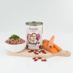 FAMILY FIRST Puszka dla psa Bogata w Indyka z marchewką 400g