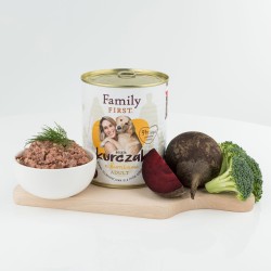 FAMILY FIRST Puszka dla psa Bogata w kurczaka z burakami 800g