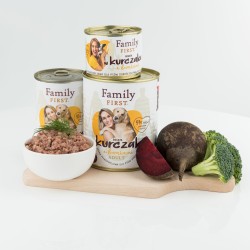 FAMILY FIRST Puszka dla psa Bogata w kurczaka z burakami 400g