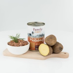 FAMILY FIRST HOLIDAYS Puszka dla psa Jagnięcina/wołowina/ziemniaki 400g