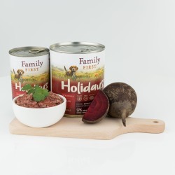 FAMILY FIRST HOLIDAYS Puszka dla psa Wołowina/burak 800g