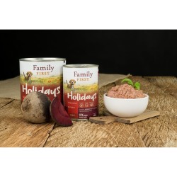 FAMILY FIRST HOLIDAYS Puszka dla psa Wołowina/burak 800g