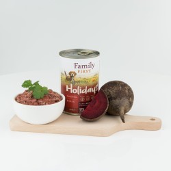 FAMILY FIRST HOLIDAYS Puszka dla psa Wołowina/burak 400g